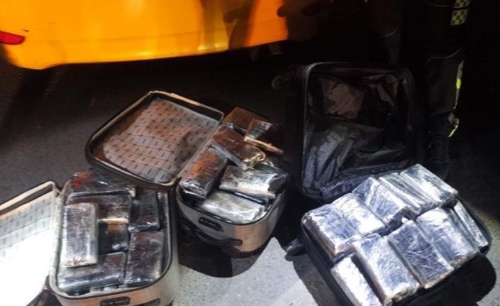 Bakan Soylu’nun açıkladığı Türk ve Hollanda polisinin düzenlediği ortak operasyonun ayrıntıları ortaya çıktı