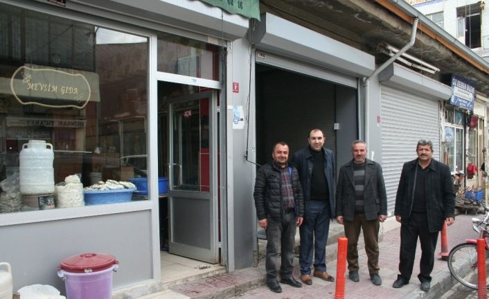 Başkan Berge: “İş yeri açık olan esnaf da iş yapamıyor”