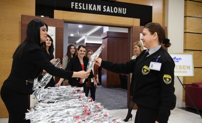 Başkan Esen, personelin “Kadınlar Günü”nü kutladı