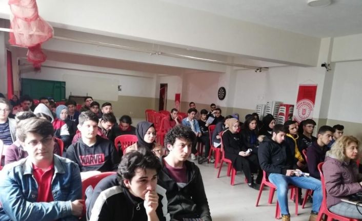 Başkan Işık: “Ülkemizin geleceğine yatırımı gençlerimizle yapıyoruz”