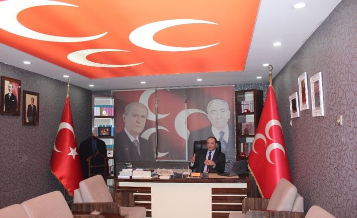 Başkan Karataş 8 Mart Dünya Kadınlar Gününü kutladı