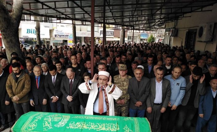 Başkan Öner’in annesi son yolculuğuna uğurlandı