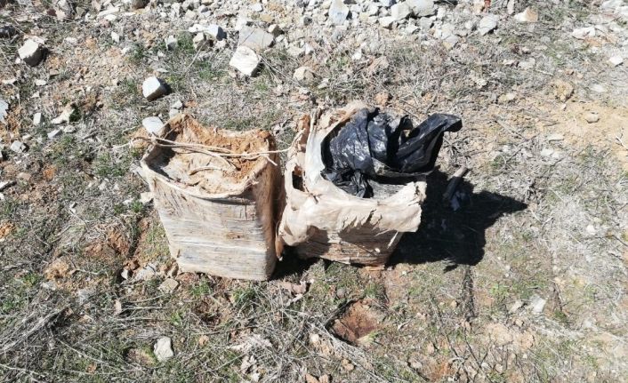 Bitlis’te köy yoluna tuzaklanmış 60 kilogram EYP ele geçirildi