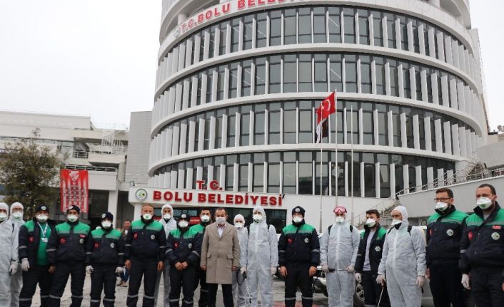 Bolu Belediyesi, korona virüse karşı 50 kişilik temizlik timi kurdu