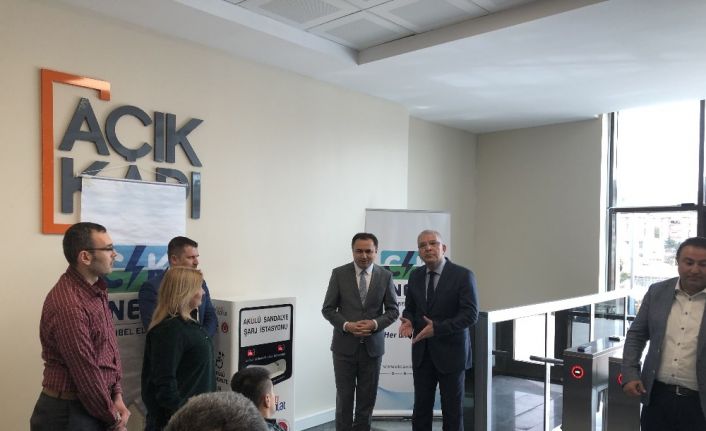 Bu kez hayatları aydınlattılar