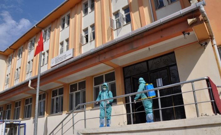 Cizre’de dezenfekte çalışmaları