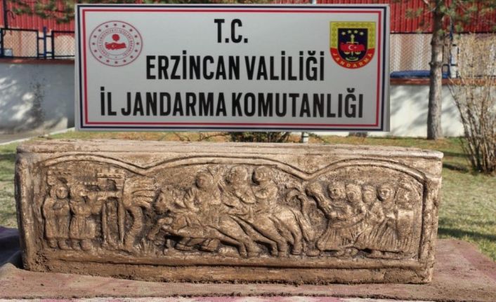 Erzincan’da, sosyal medya üzerinden lahit mezarı satmaya çalışan şahıs yakalandı