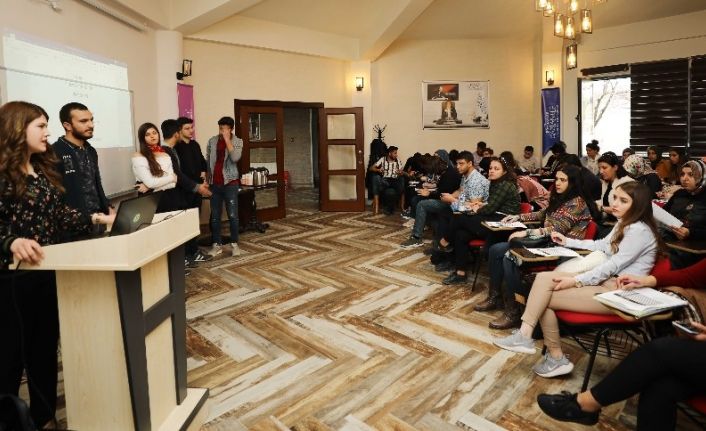 GAÜN’ün girişimci adayları bütçe yapmayı öğreniyor