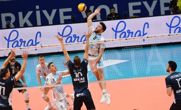 Halkbank Voleybol Takımı’nın genç yıldızı Furkan Aydın: “En kısa sürede bu zorlu günlerden kurtulmayı dilerim”