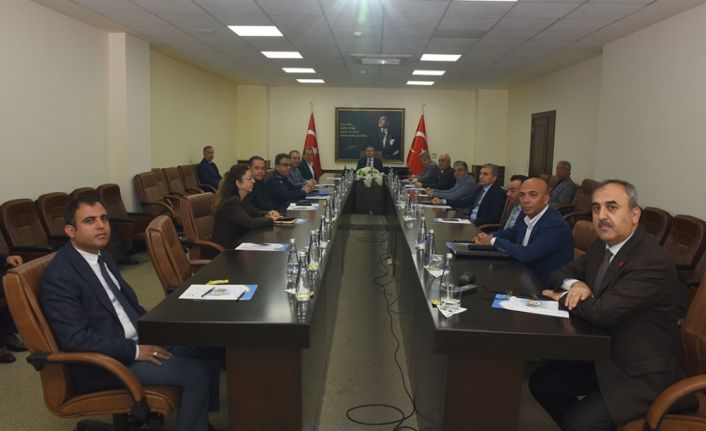 İl İdare Kurulu ve Pandemi Koordinasyon Kurulu Toplantısı Vali Su başkanlığında yapıldı