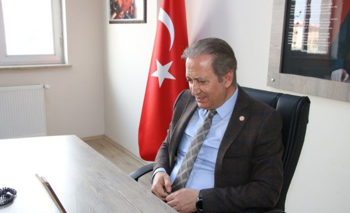 İl Milli Eğitim Müdürü Ekinci: “3 tane okulumuzda maske üretimimiz bugün itibariyle başladı”