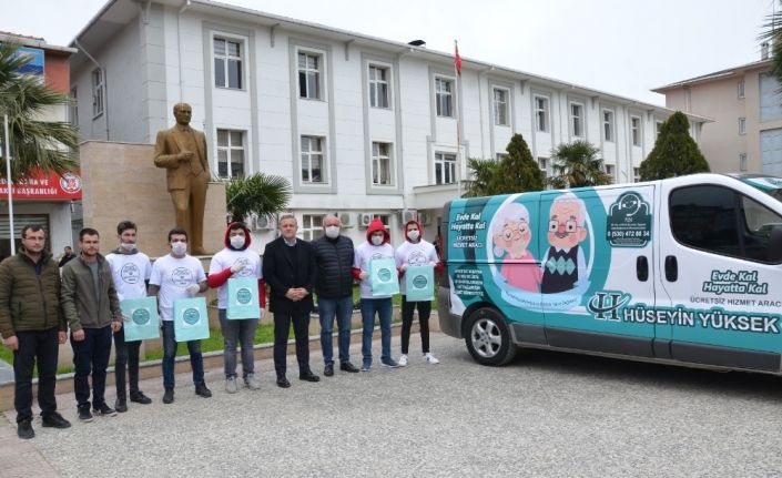 İş adamı 65 yaş ve üstü vatandaşlar için hizmet aracı hazırladı