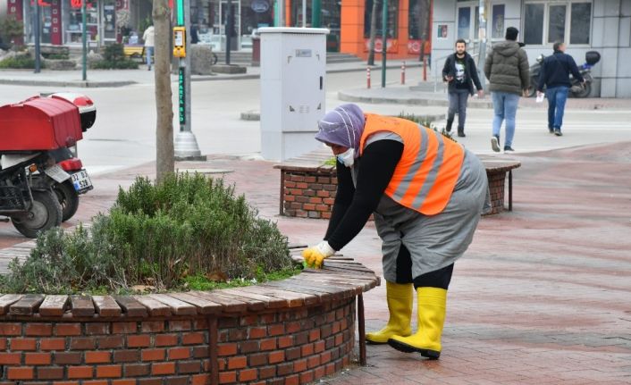 Isparta Belediyesi şehirdeki korona virüs riskine karşı önlemlerini arttırdı