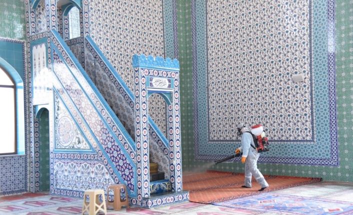 Kartepe’de dezenfekte çalışmaları sürüyor