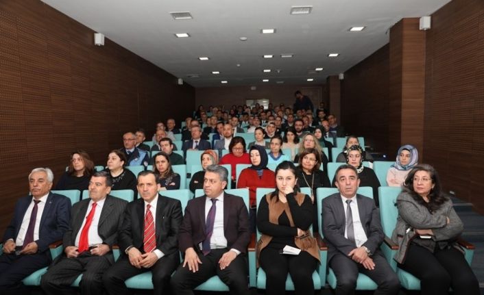 Kocasinan Belediyesi personeline koronavirüs eğitimi