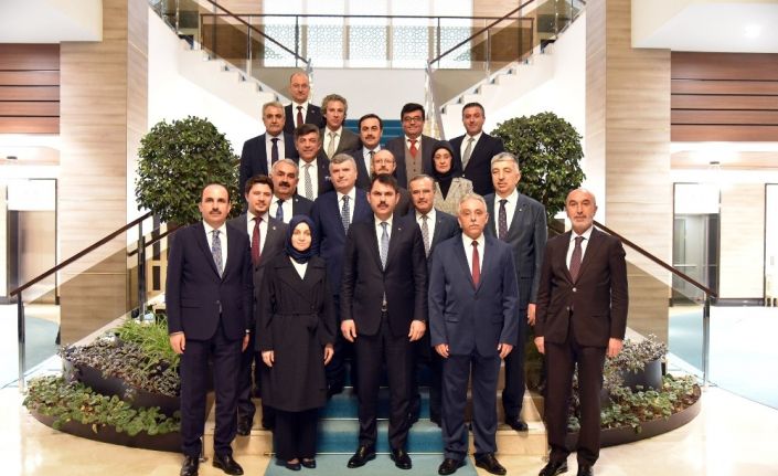 Konya protokolü bakanlarla Konya yatırımlarını konuştu