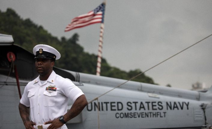 Korona virüsünün ABD donanmasına sıçradığı iddiası