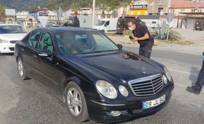 Kuşadası’nda polisten korona denetimi