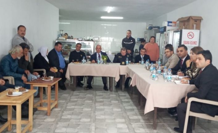 Marmaris’in Söğüt Mahallesinde halk toplantısı yapıldı