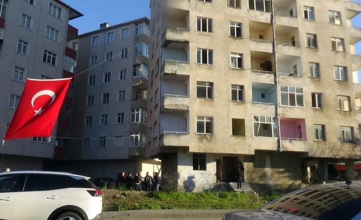 Metruk binada ceset bulundu