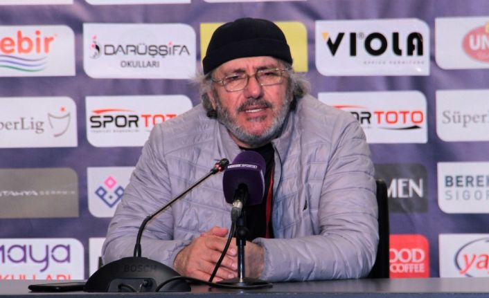 Mustafa Reşit Akçay: “Oyuncularımızın sahada verdiği mücadele oldukça iyiydi”