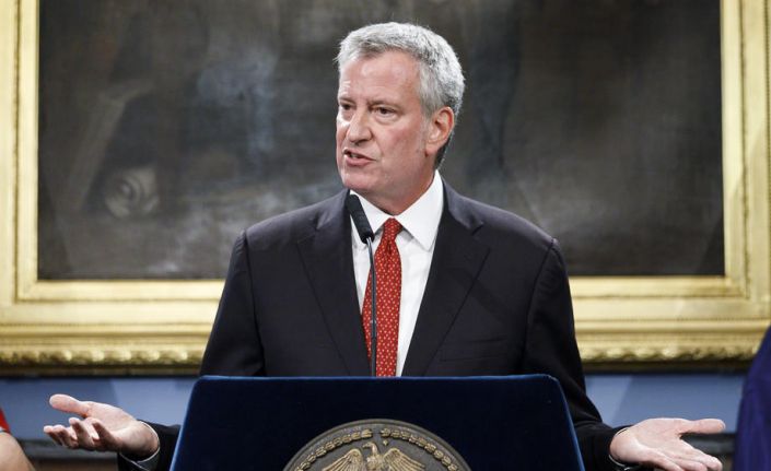 New York Belediye Başkanı Blasio: ’’New York Mayıs’ın sonuna kadar kapalı kalabilir’’