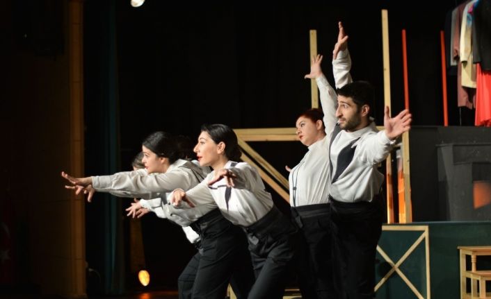 Odunpazarı Belediye Tiyatrosu Mart ayında da seyirciler ile buluşmaya devam ediyor