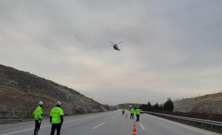 Otoyolda helikopter destekli denetim