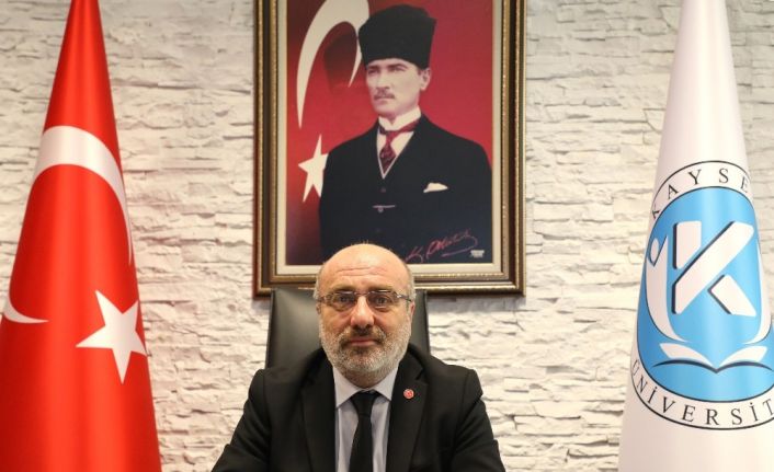 Rektör Prof. Dr. Karamustafa: "Çanakkale Deniz Zaferi, vatan, bayrak ve ezan aşkı ile bir milletin yeniden doğuşudur"