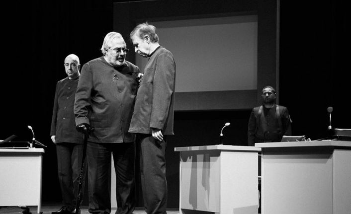 Rutkay Aziz “1984 - Büyük Gözaltı” oyunu ile Ereğli’ye geliyor