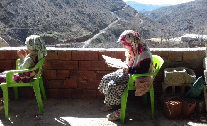 Şehit yakınları korona virüse karşı ‘evinden dua et’ seferberliği başlattı