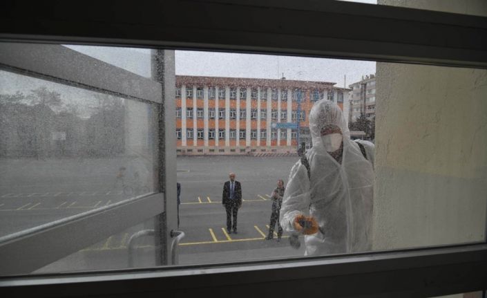 Selçuklu’da koronavirüsle mücadele mesaisi devam ediyor