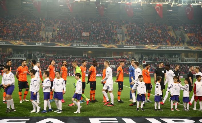UEFA Avrupa Ligi: Başakşehir: 0 - FC Kopenhag: 0  (İlk yarı)