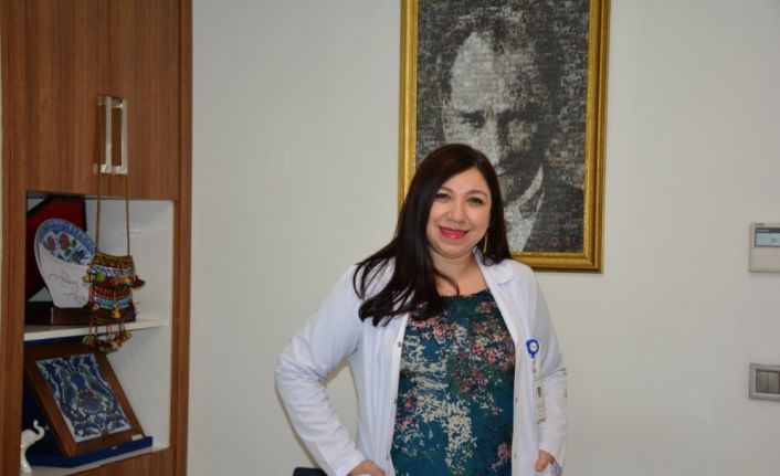 Uzman Dr. Hatice Akça Karpuzoğlu: “Korona virüsü en çok yaşlıları hedef alıyor”