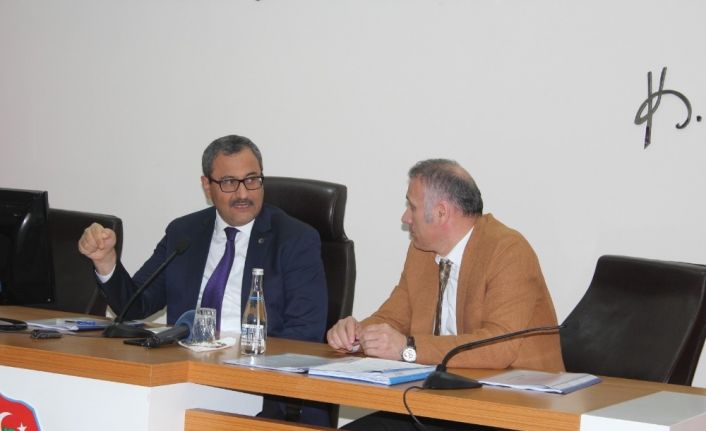 Vali Sarıfakıoğulları: "Giresun’da 30 Koronavirüs şüphelisinin 18’inin sonuçları negatif çıktı, 12’sinin ise sonuçları bekleniyor"
