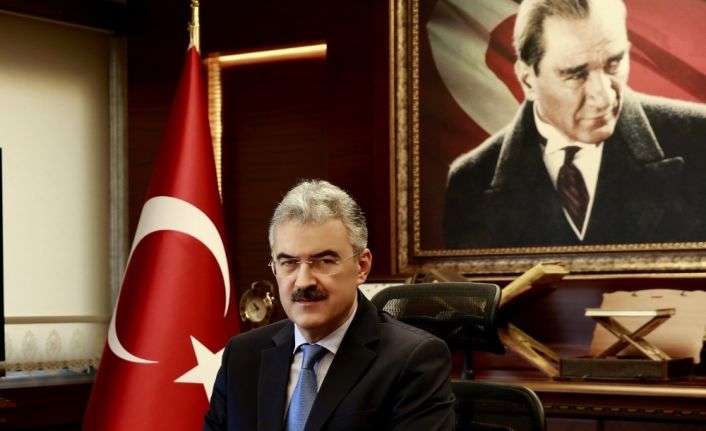 Vefa Destek Grubu 65 yaş üstü vatandaşlar için yardımlarını sürdürüyor