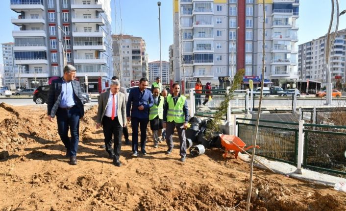 Yeşilyurt’ta yeşil alanlar arttırılıyor