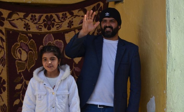 Yunanistan’a gitmek isterken ailesini kaybeden Menice, Konya’ya döndü