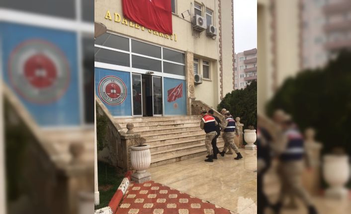 2016’dan beri aranan FETÖ terör örgütü üyesi jandarmadan kaçamadı