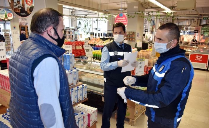 Aliağa zabıtası market denetimlerini sürdürüyor