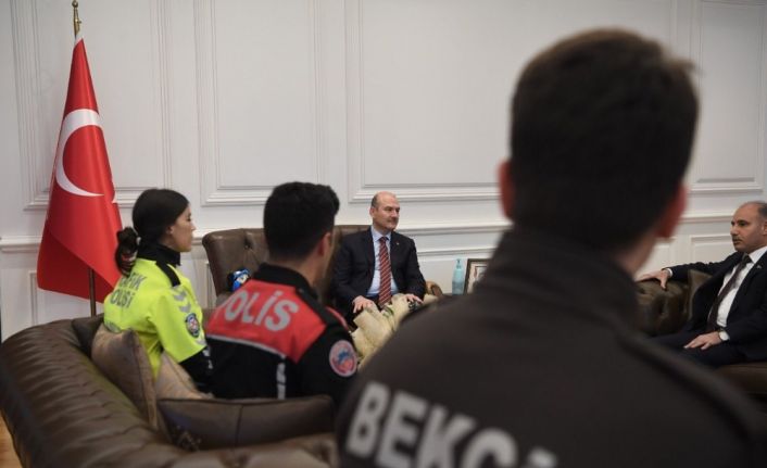 Bakan Soylu, Emniyet Teşkilatı’nı makamında kabul etti