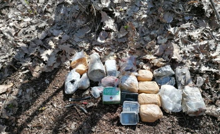 Bitlis’te 90 adet mekanik fünye ve çok sayıda malzeme ele geçirildi