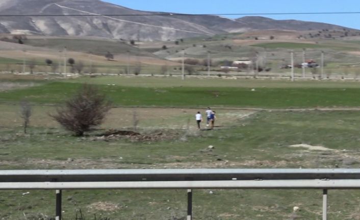 Çerkeş’te yasağı delen 3 gence para cezası