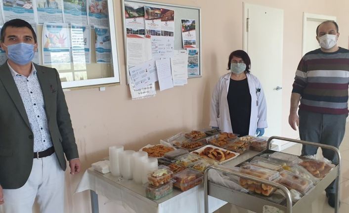 ÇEŞKA’dan sağlık çalışanlarına ikram