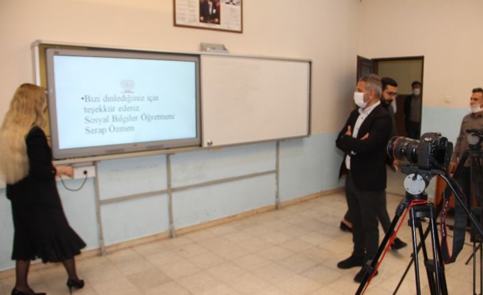 Diyarbakır’da bir ilk: Milli Eğitim Müdürülüğü öğrenciler için online ders kanalı açtı