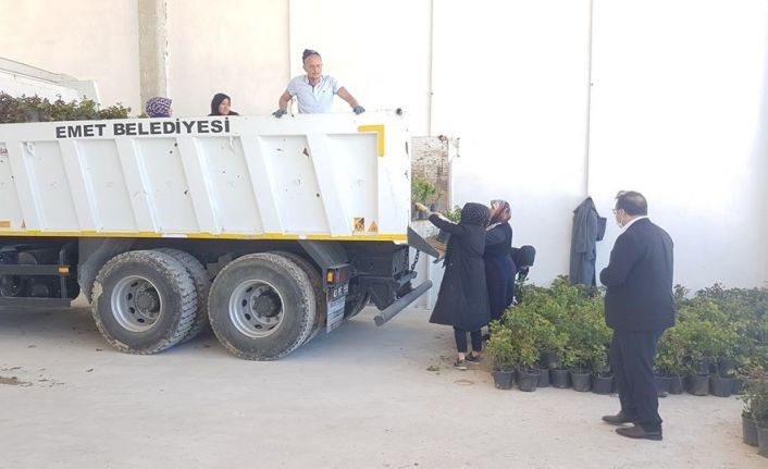 Emet sokakları çiçek bahçesi olacak