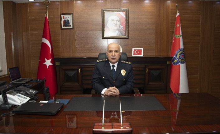 Emniyet Müdürü Mehmet Aslan: ‘Mesai mefhumu gözetmeksizin milletimizin her daim yanındayız’