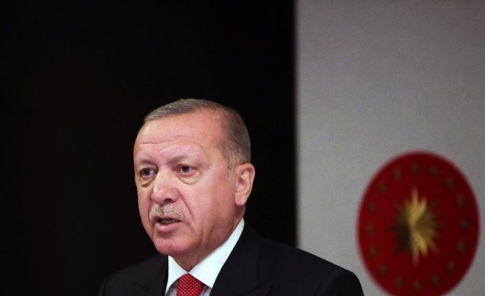 Erdoğan: “Ülkemizin bu hastalıklı siyaset zihniyetinden kurtulmasını Covid’den arınması kadar önemli görüyorum”