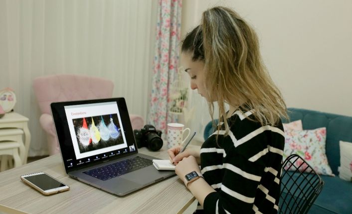 Evinde kalanlara online fotoğraf eğitimi