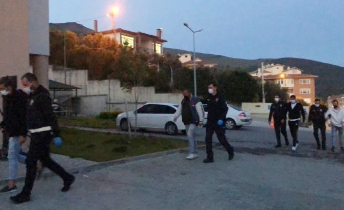 "Fakirler koronadan ölsün" diyerek deniz keyfi yapan 4 kişi serbest kaldı